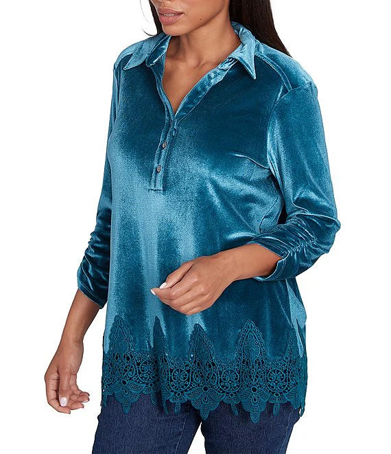 Blusa con tapeta de botones y dobladillo de encaje Adriate - Ruby Rd