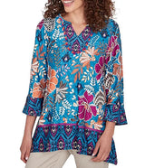 Top de punto con bordado floral en azul mediterráneo - Ruby Rd