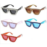 GAFAS DE SOL CON BORDES DE PEDRERÍA