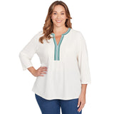 Blusa de Talla Grande con Escote Dividido Texturizado Adornado - Ruby Rd