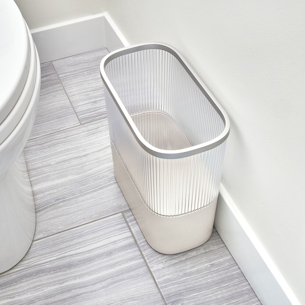 Papelera acanalada con reserva de papel higiénico