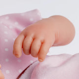 Muñeca La Newborn Boutique, Niña, 35 cm, Atuendo Rosa, Juego de Regalo de 9 Piezas