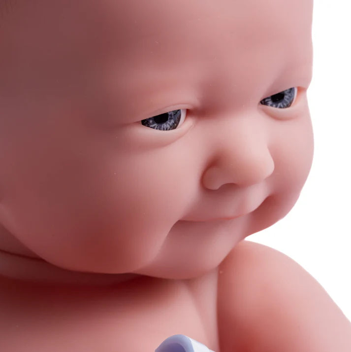 La Newborn Nursery, Juego de regalo de 8 piezas de ropa de bebé azul, muñeca de 14 pulgadas con sonrisa de aspecto real