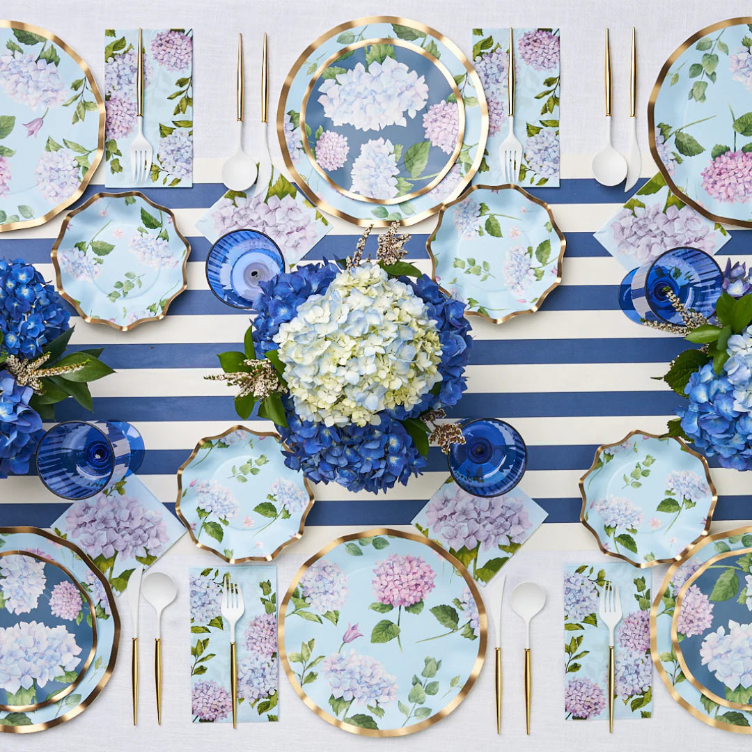 Plato ondulado con ensalada, hortensias, 8"