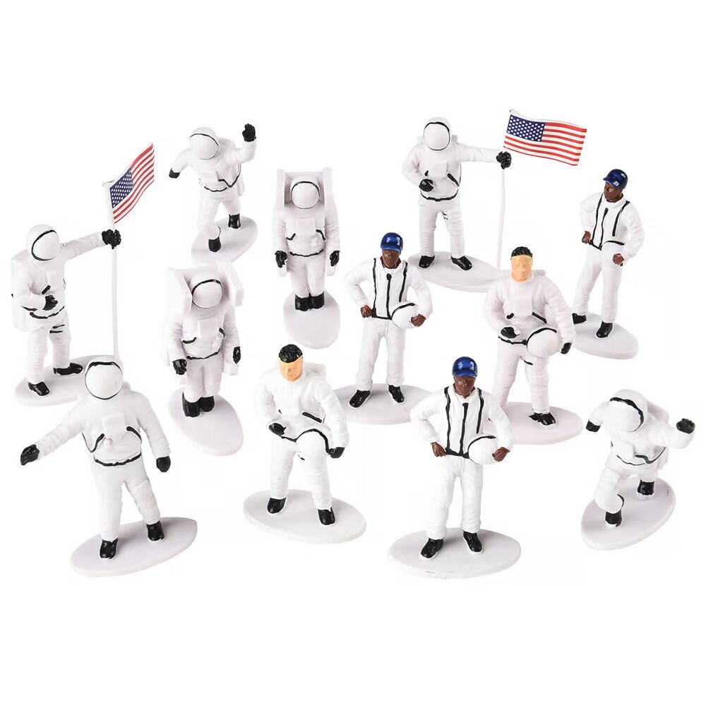 Figuras de juguete de astronautas