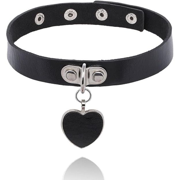 Gargantilla punk con corazón negro