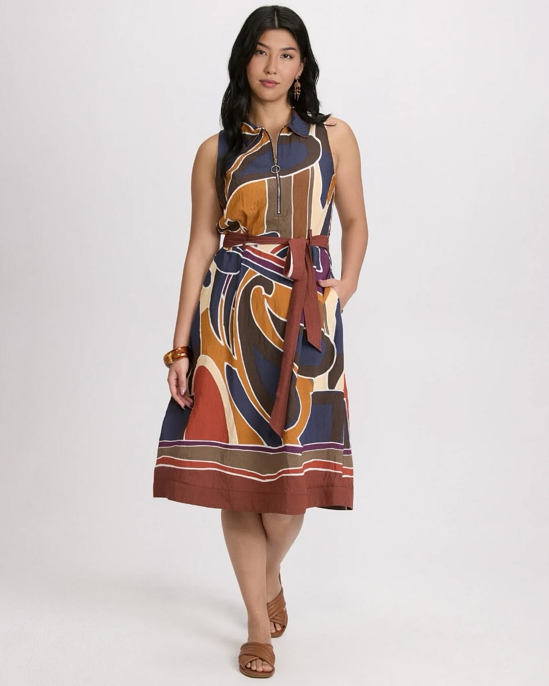 Vestido sin mangas con cremallera frontal y estampado geométrico