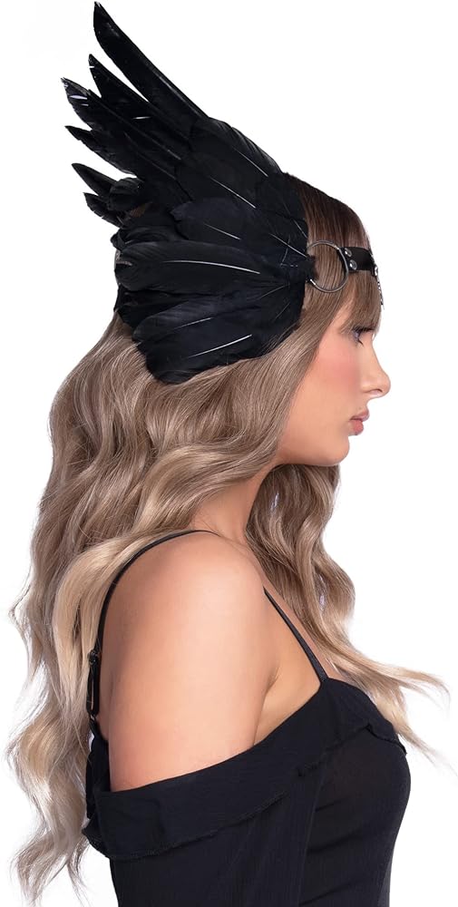 Diadema de plumas con medallón de filigrana negra