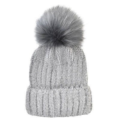 GORRO CON PUÑO DE CANALÉ, POMPÓN DE PELO SINTÉTICO GRIS
