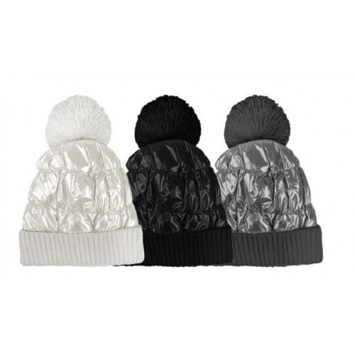 GORRO ACOLCHADO CON POMPÓN