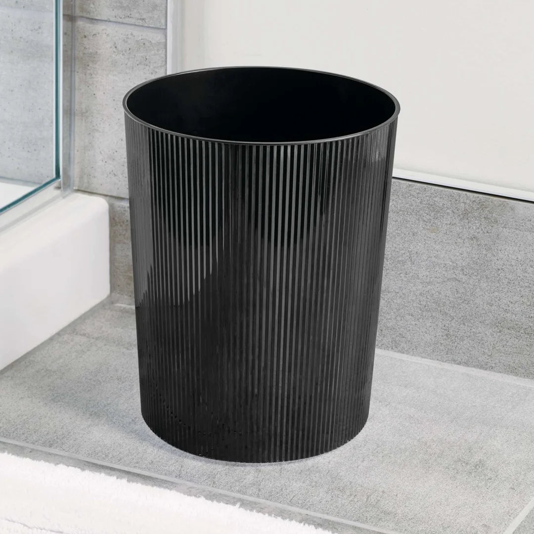 Bote de basura negro mate de 5 litros