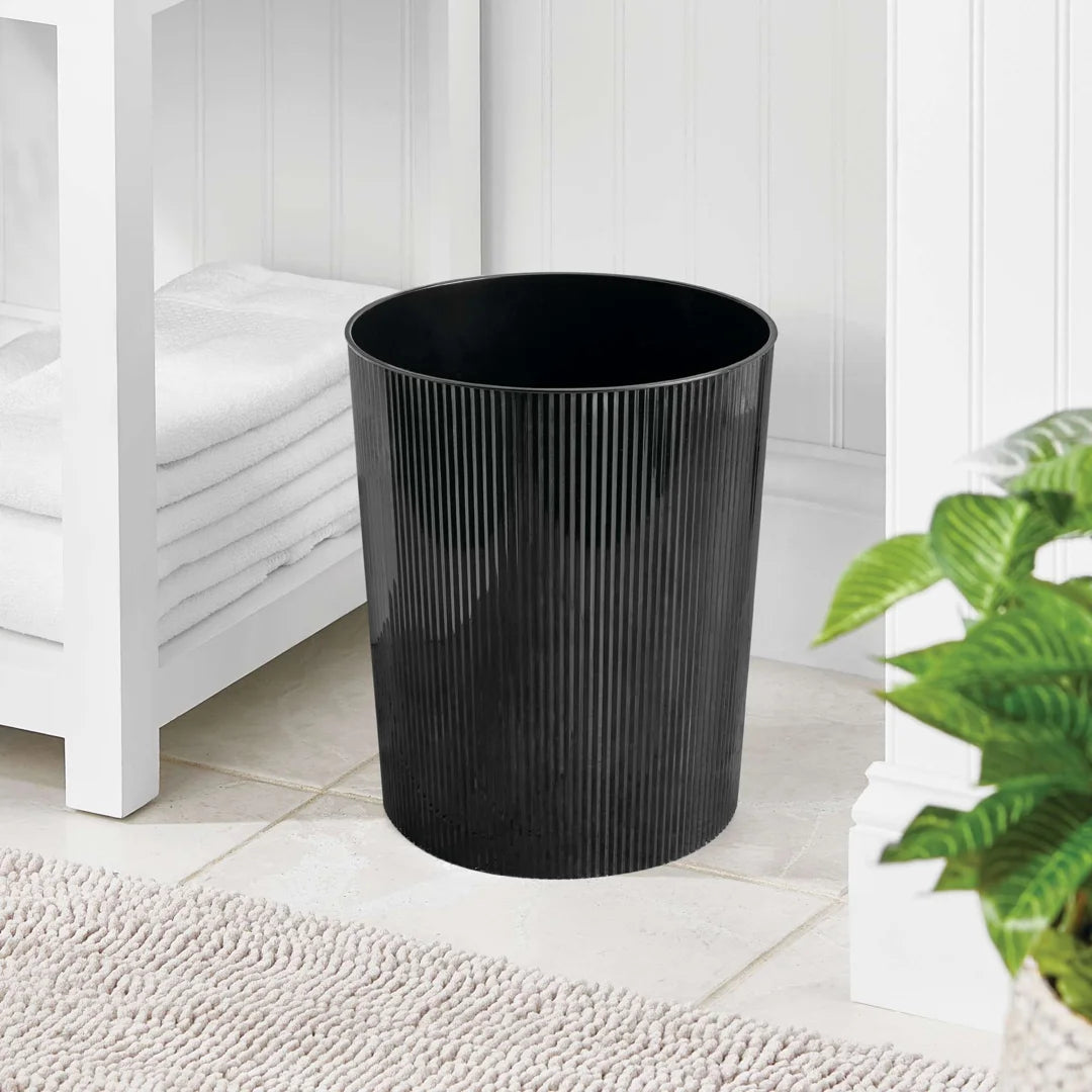Bote de basura negro mate de 5 litros