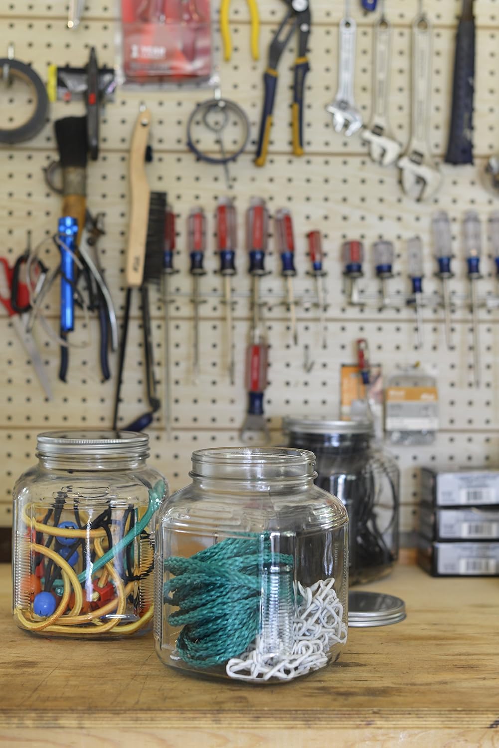 1 gal. Cracker Jar with/Brushed Metal Lid Clear