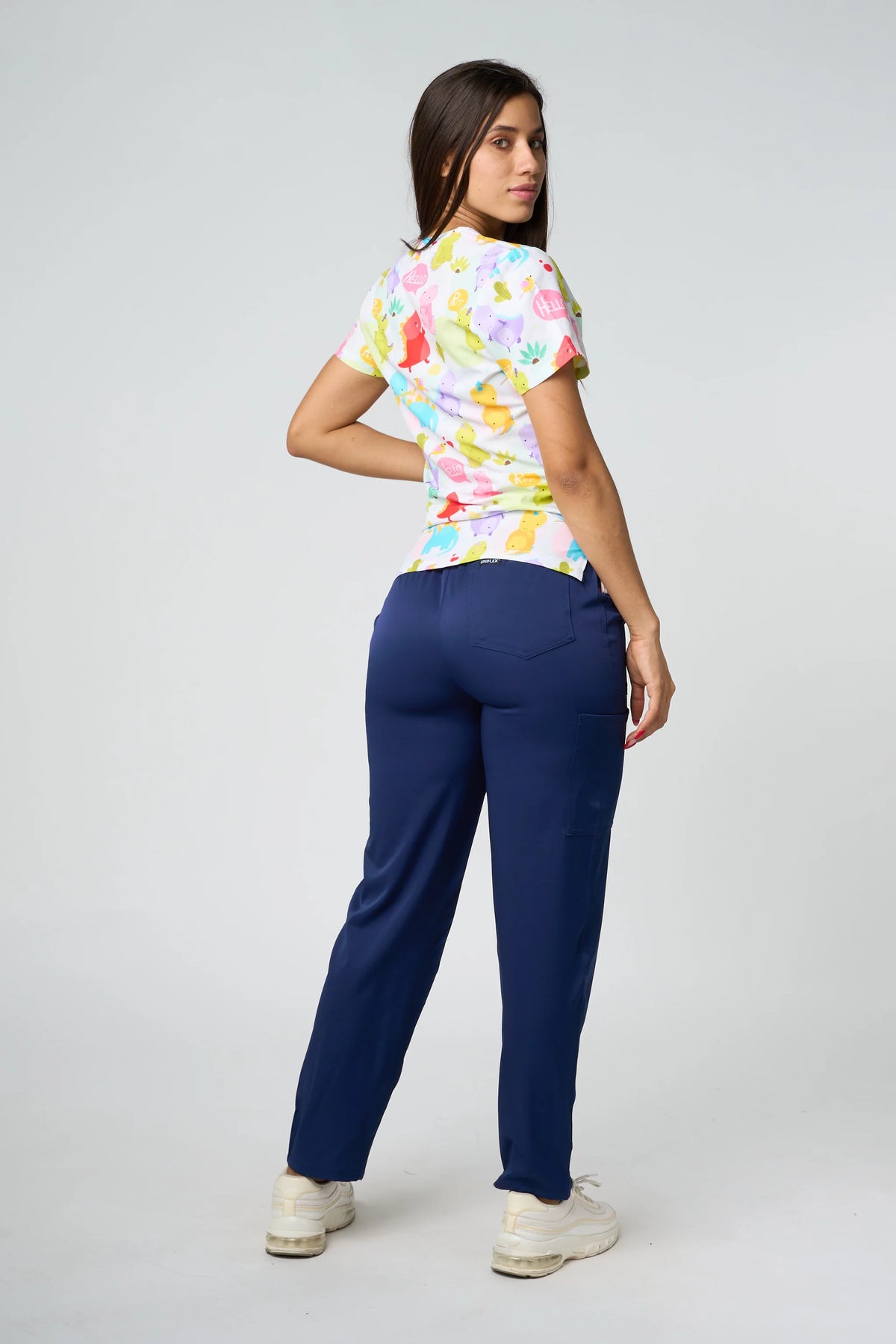 CAMISAS ESTAMPADAS DE DINOSAURIOS DE COLORES