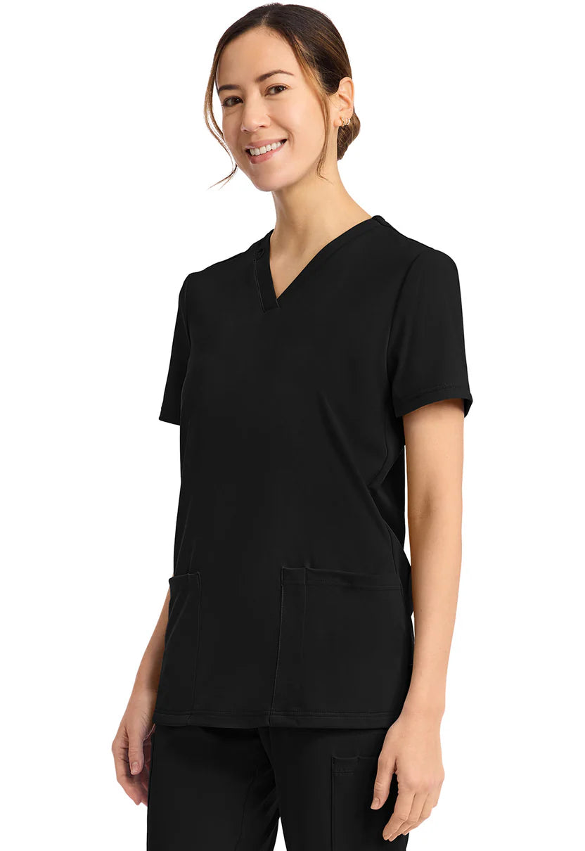 Top con cuello de pico y dos bolsillos - Negro