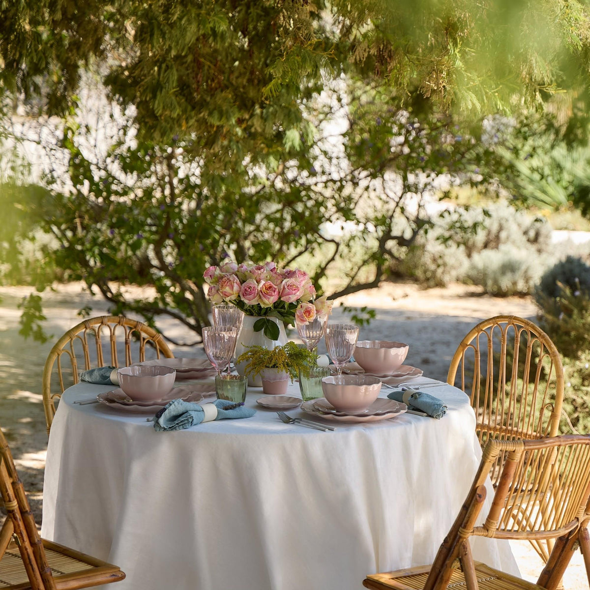 Salad/Dessert Plate 9",Rosa Rose Pink