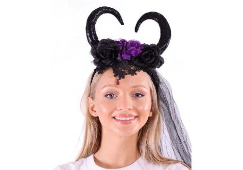 Oxhorn Headband With Veil