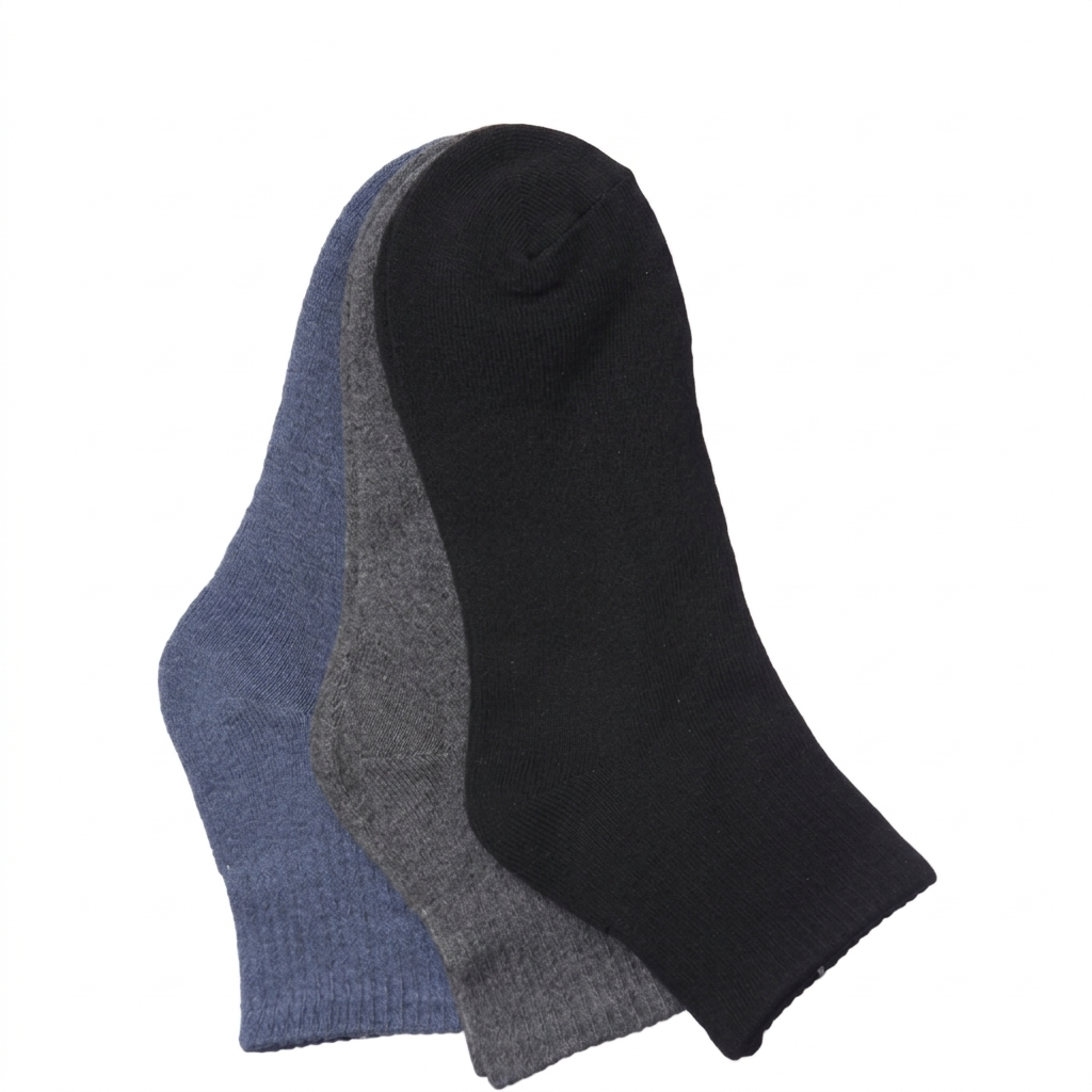 3 pairs of sport socks