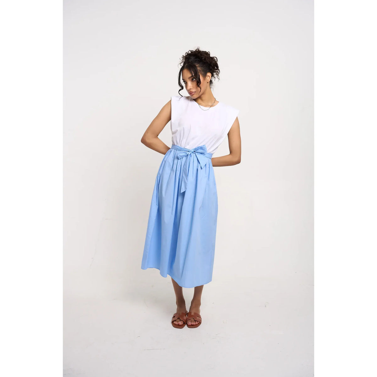 Vestido midi de popelín Oh Darling blanco/azul aciano