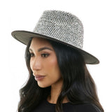 Sombrero de copa plateado con pedrería