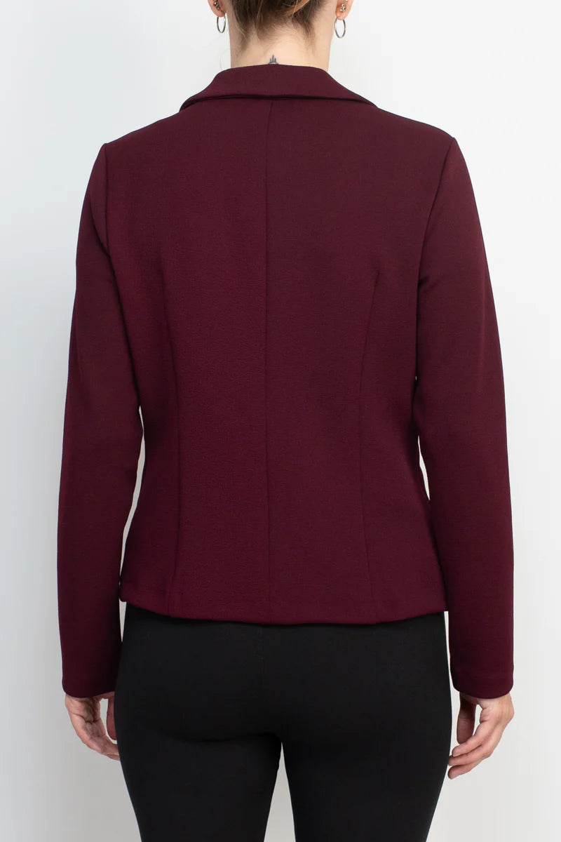 Blazer crop de manga larga color vino intenso