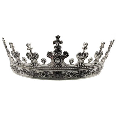 Corona de reina con corazones