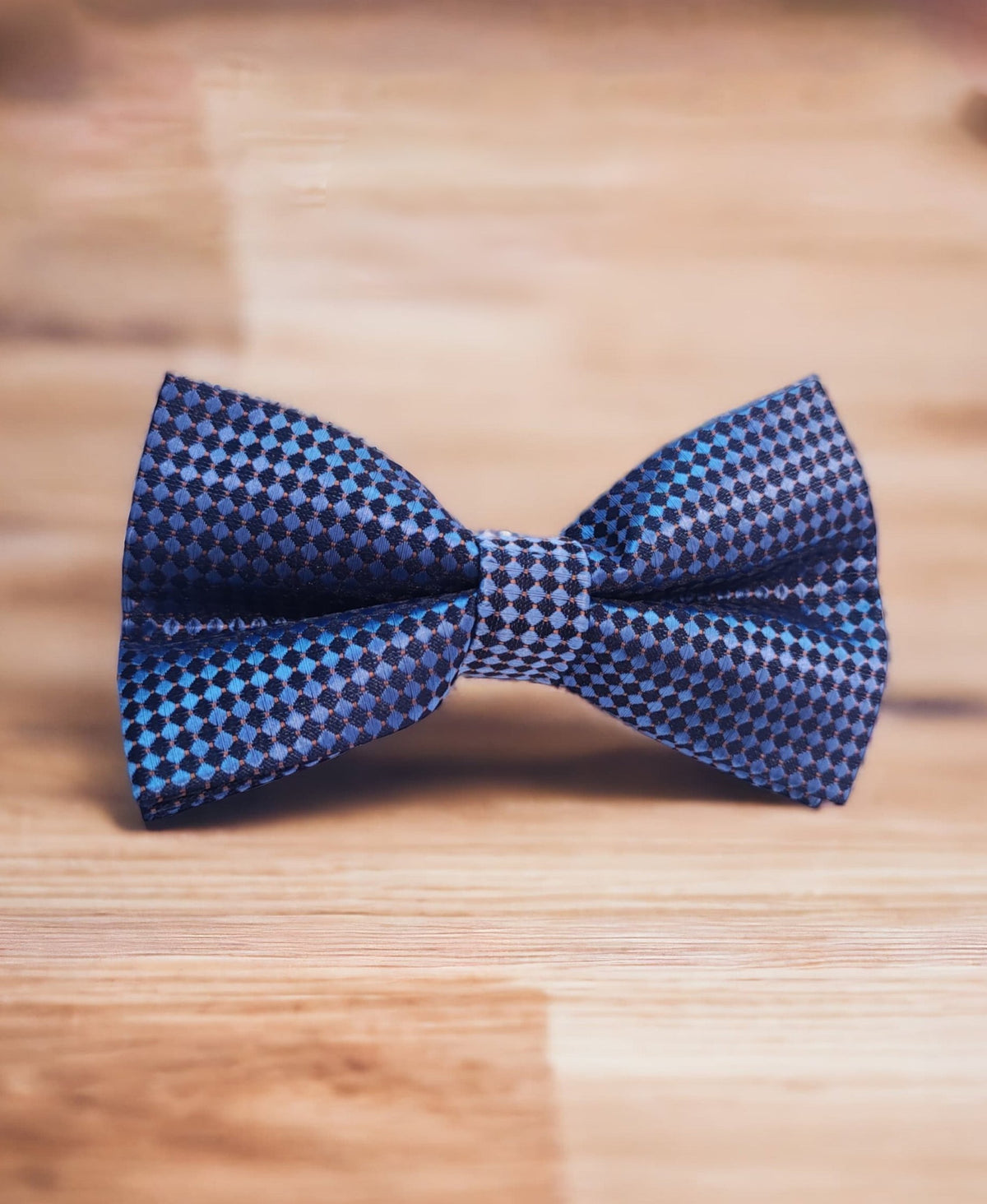 Pajarita estampada de hombre azul