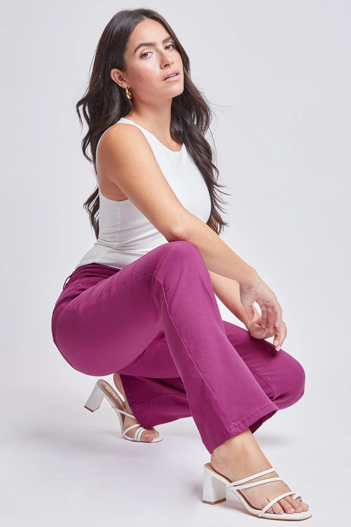Pantalones de corte bootcut Hyperstretch para mujer, color rubí oscuro
