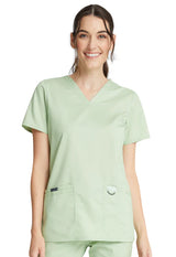 Parte superior de uniforme médico con cuello en V - Pepino