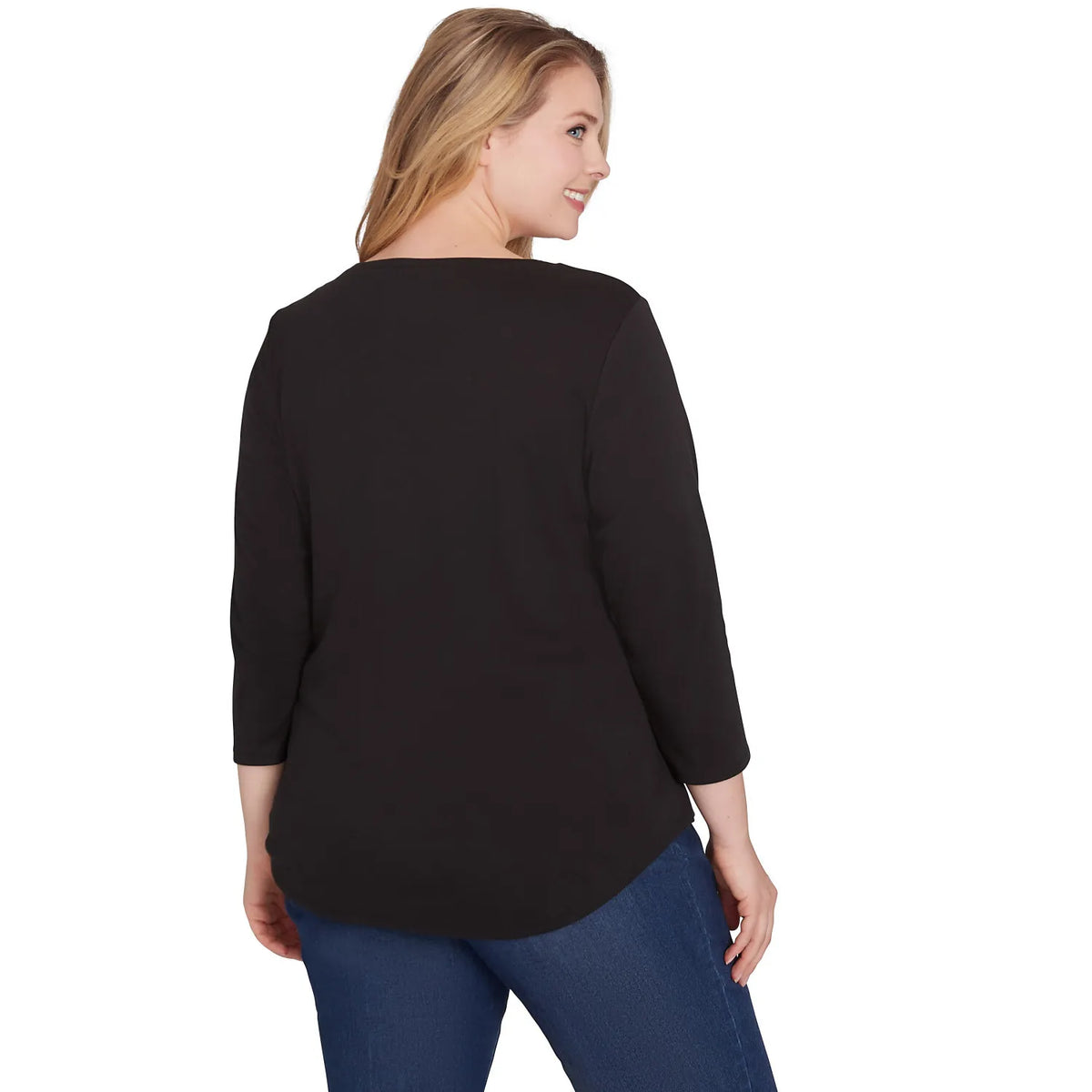 Blusa de canalé con cuello redondo y manga corta en color negro de Ruby Rd