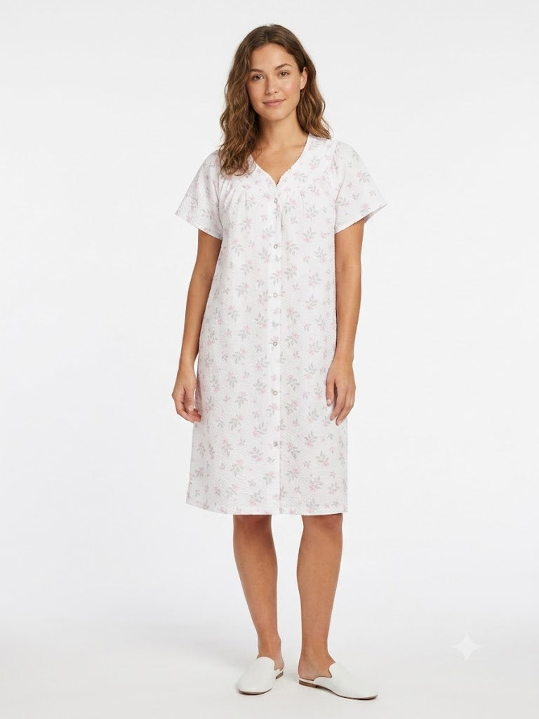 Guardapolvo acolchado para mujer con broches y bolsillos, blanco