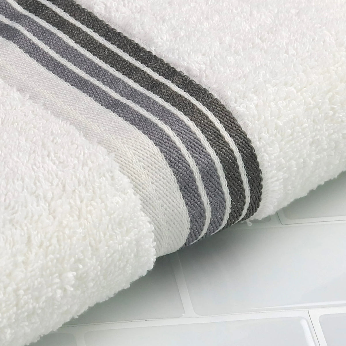 Toalla de Baño Ombre Rayas Blanca 27x52