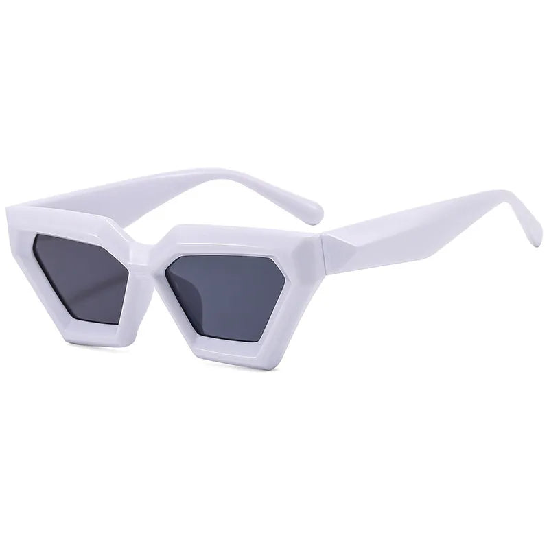 Gafas de sol con forma de rombo irregular