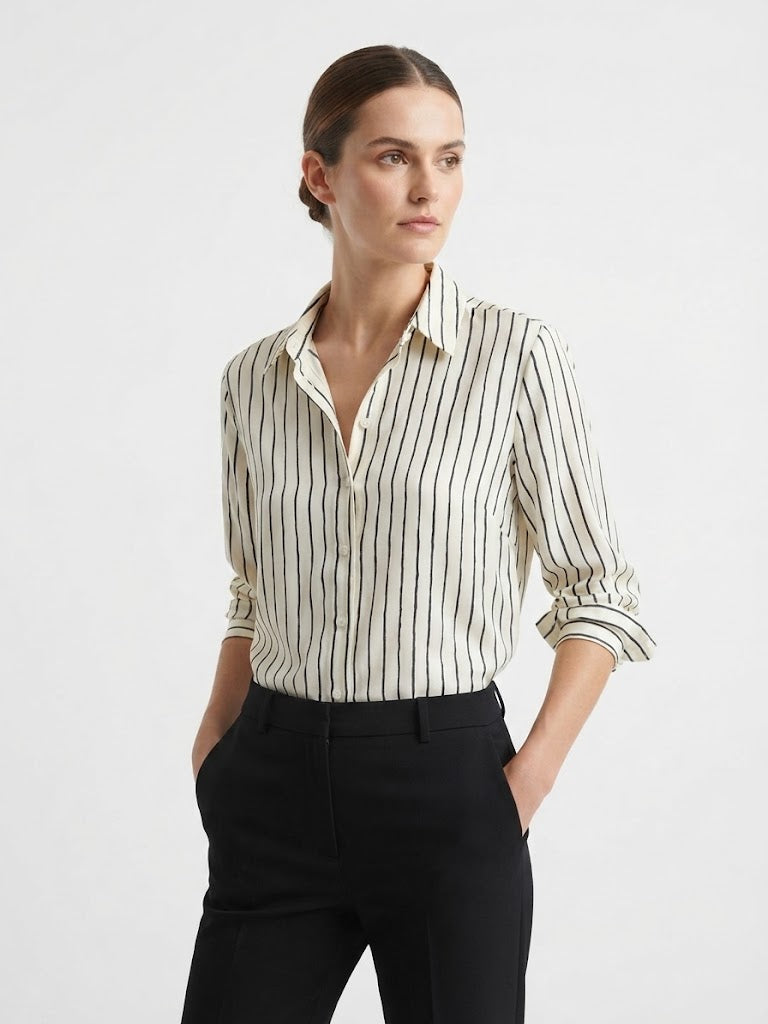 Camisa de manga larga con botones, color blanco