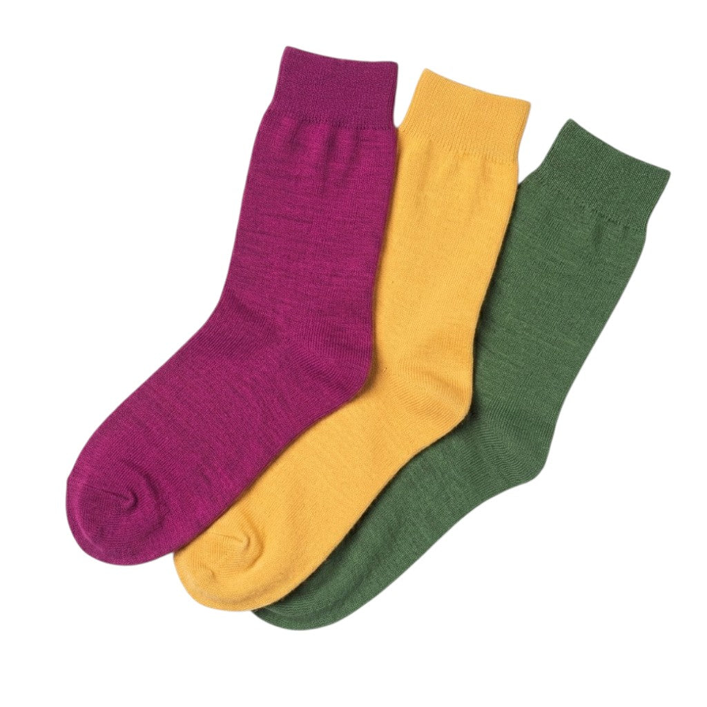 3-pack of lightweight dress socks