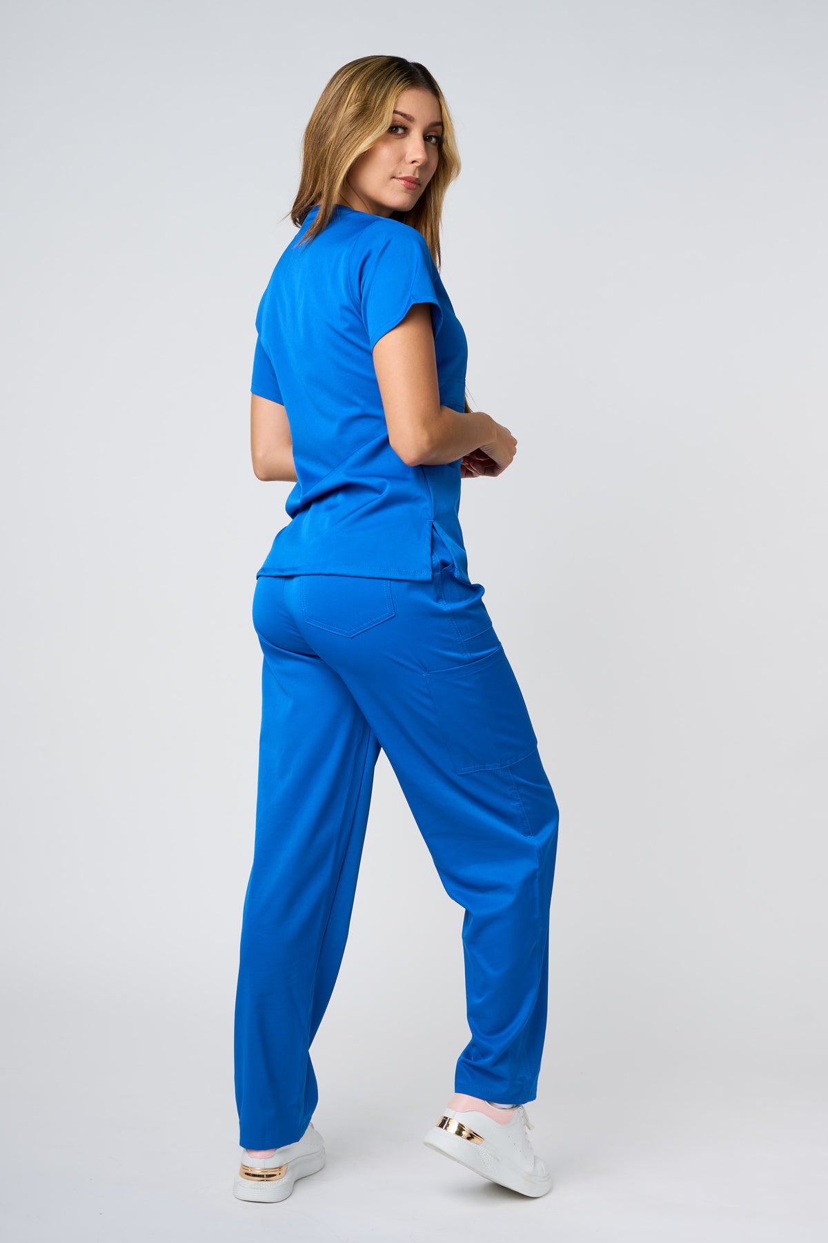CUELLO MOCK LISO ELÁSTICO EN 4 DIRECCIONES CON ANILLA EN D AZUL REY