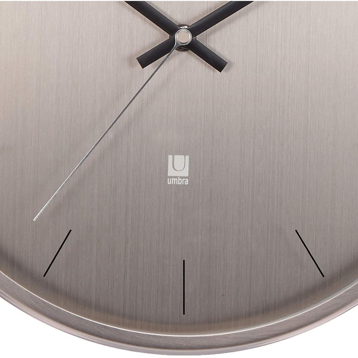 Reloj de pared metálico Níquel