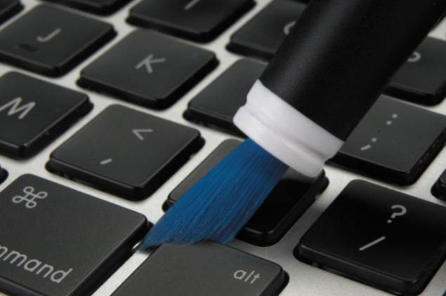 Electronics Cleaning Brush