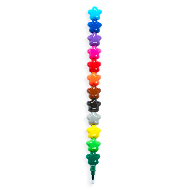 pila de estrellas apilando crayones