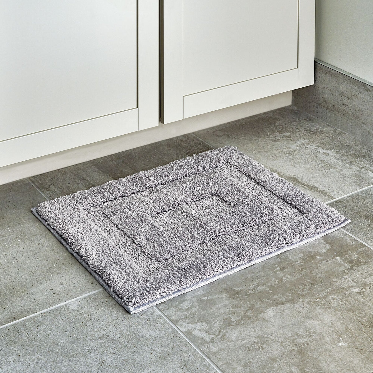 Alfombra de baño gris 53 x 43 cm