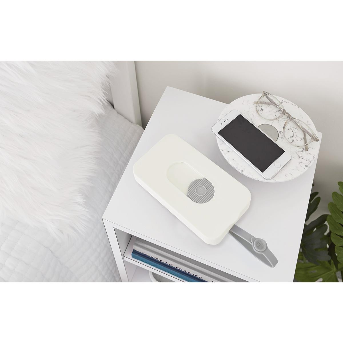 Wipes To-Go Clutch Coconut with Gray Accents