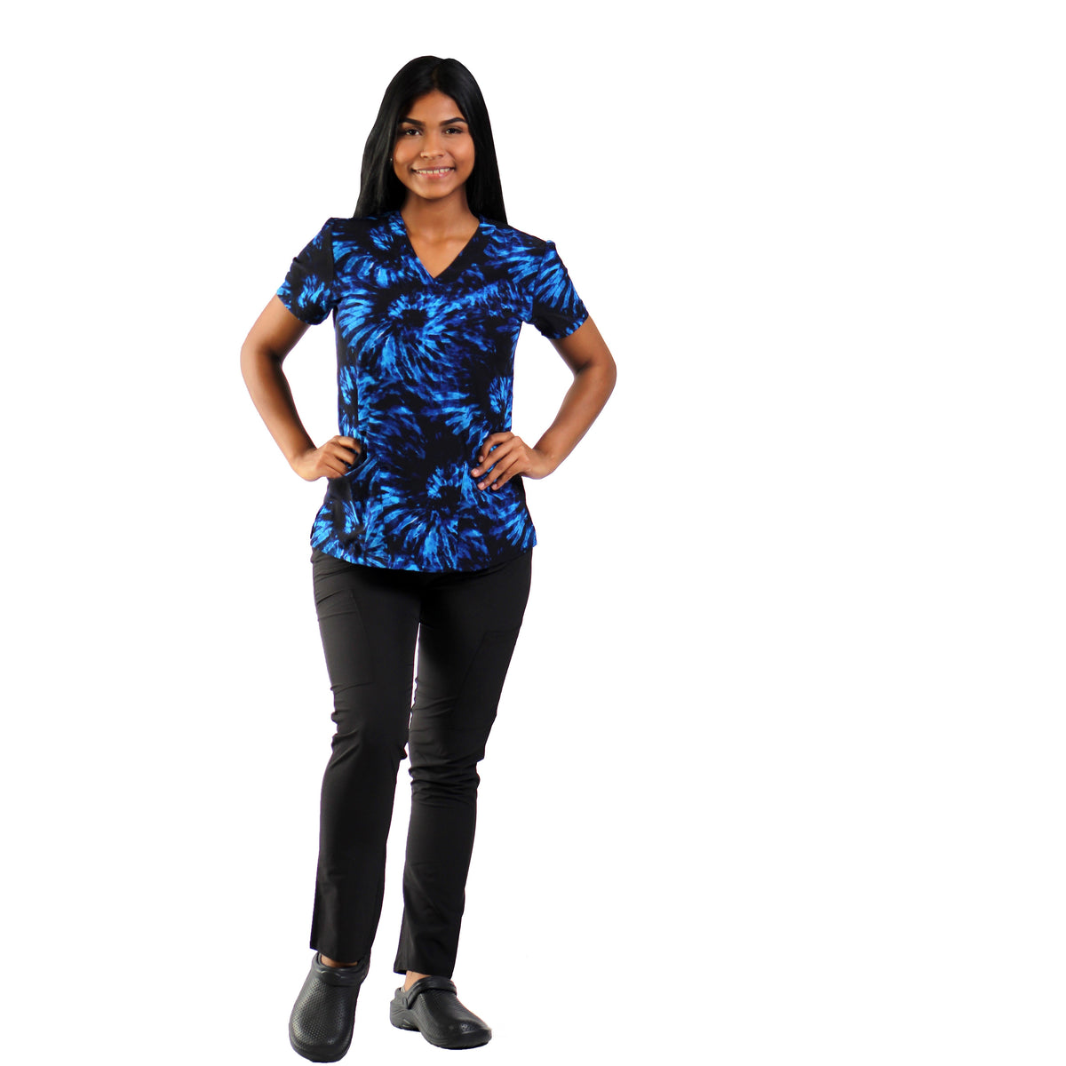 Camisa estampada en tonos azules y negros