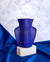 Jarrón de papel azul helio