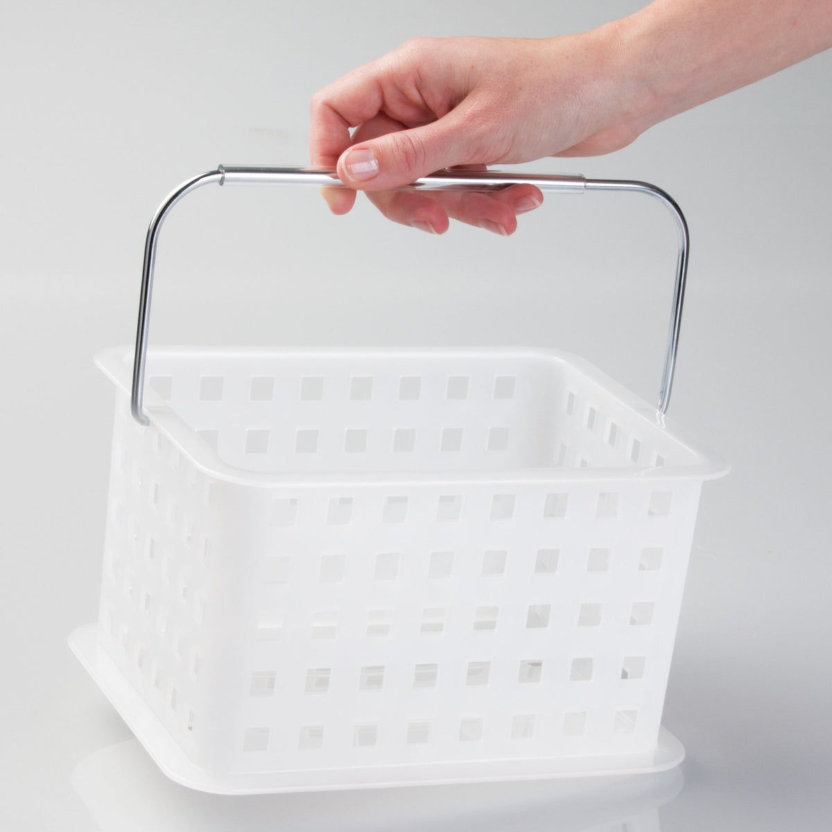 Small Basket Frost 9" x 6.75" x 5.2"