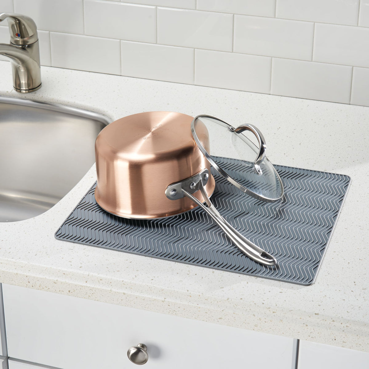 Silicone non-slip sink mat
