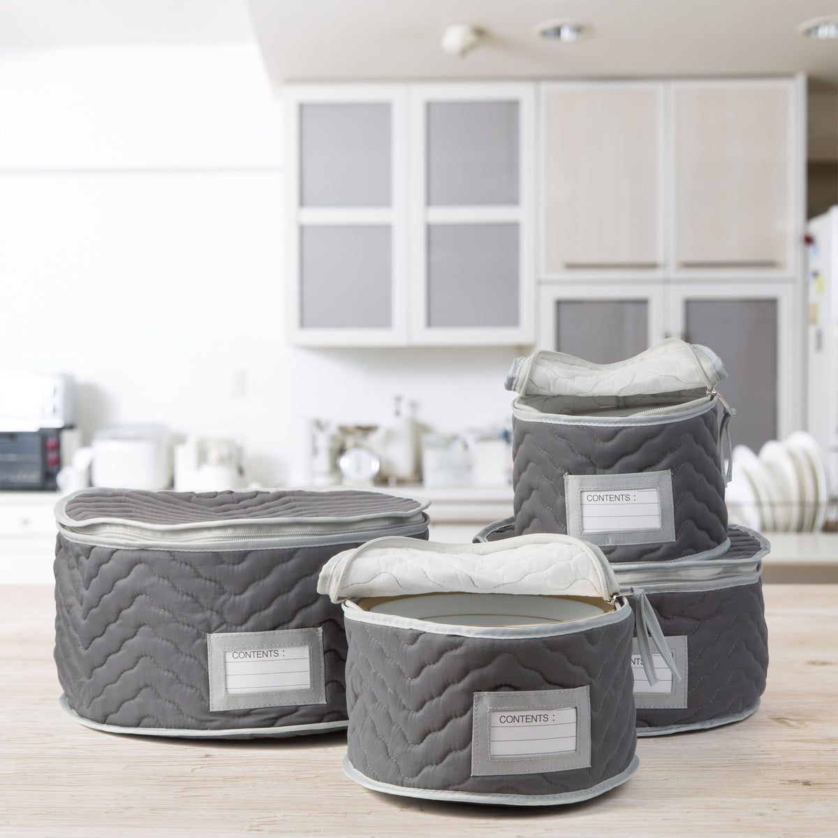 Deluxe Microfiber Plate Case Storage Set