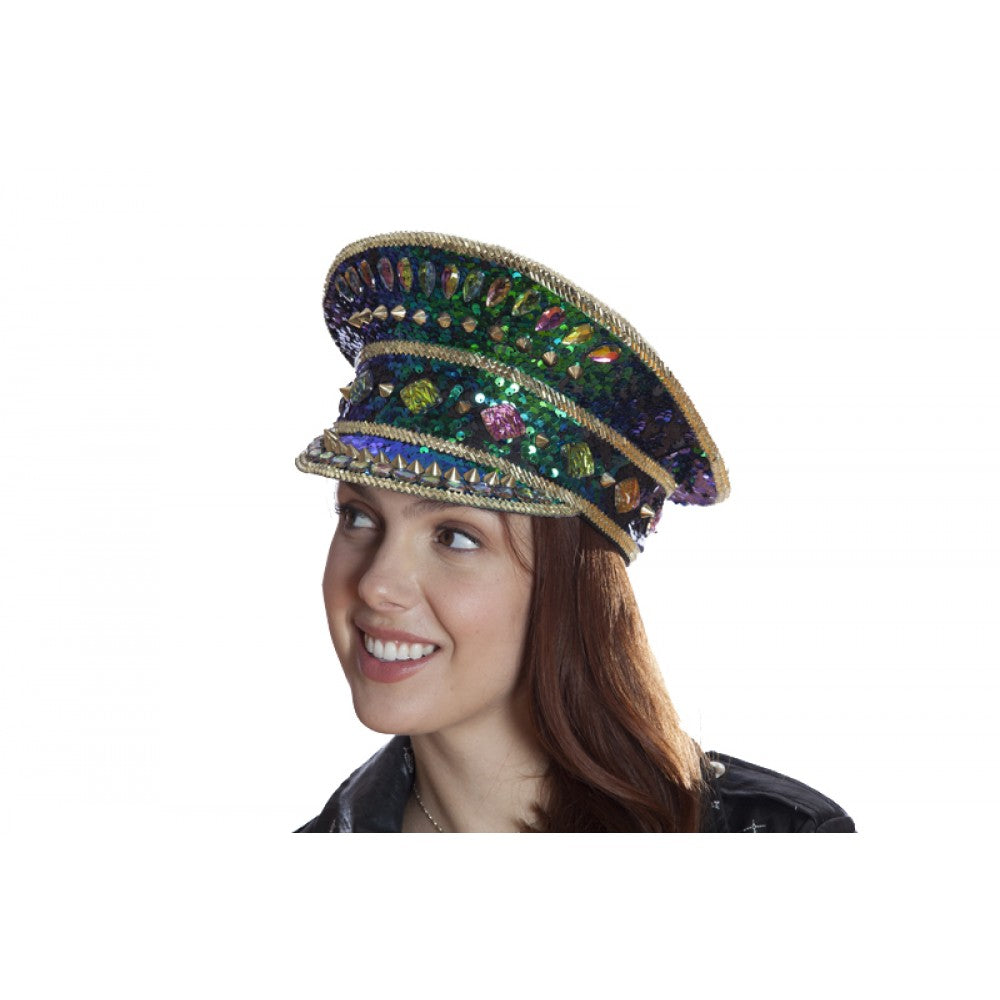 SOMBRERO IRIDISCENTE AZUL Y VERDE PARA FESTIVAL DE MÚSICA