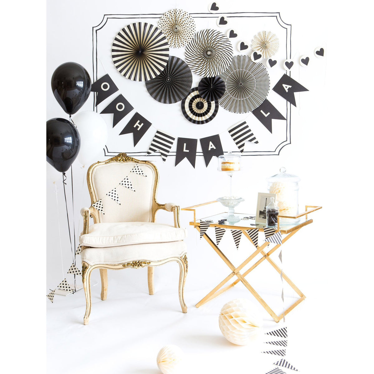 Abanicos de fiesta en negro y crema