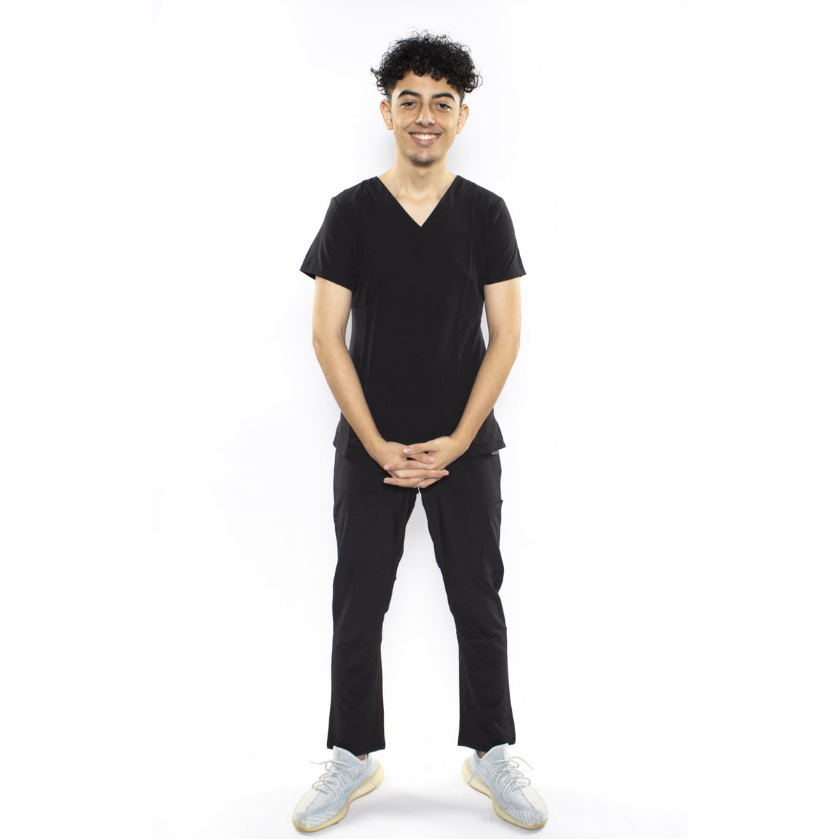 UNIFORME STRECH NEGRO MODELO JOGGER (CORTE AJUSTADO)