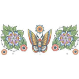 Tatuajes de polillas en el cuello